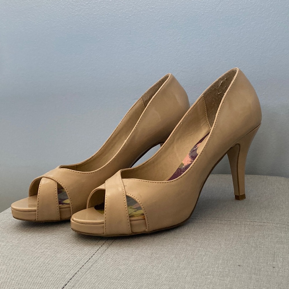 Beige Heels Madden Girl size 8